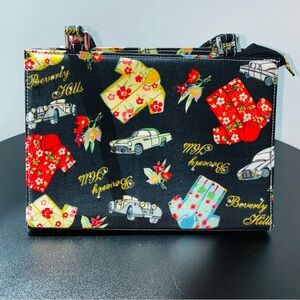 🔥🔥 Vintage Black& Red Purse with rhinestones, in center of Retro Floral Design